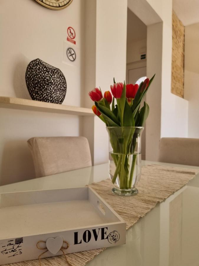 Bruno'S Poolside Apartments - Near Beach Trogir Bagian luar foto