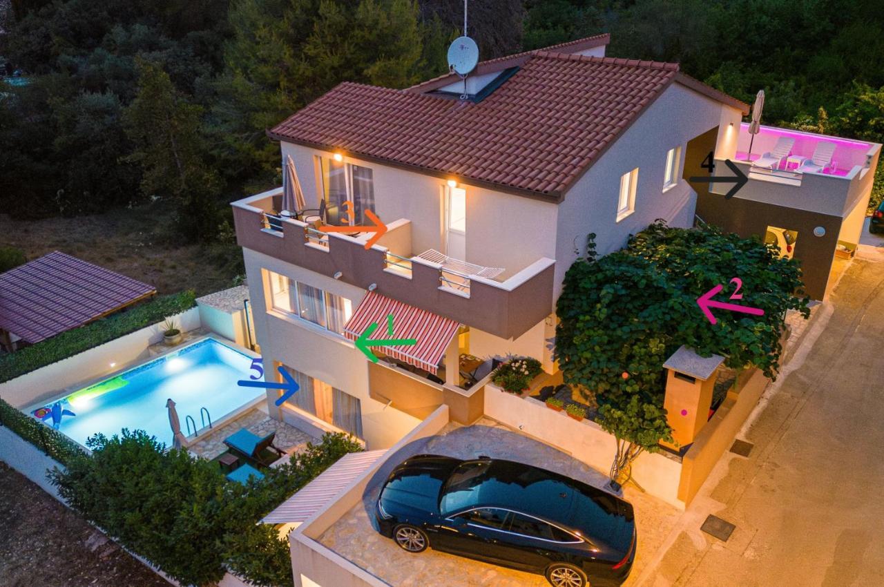 Bruno'S Poolside Apartments - Near Beach Trogir Bagian luar foto