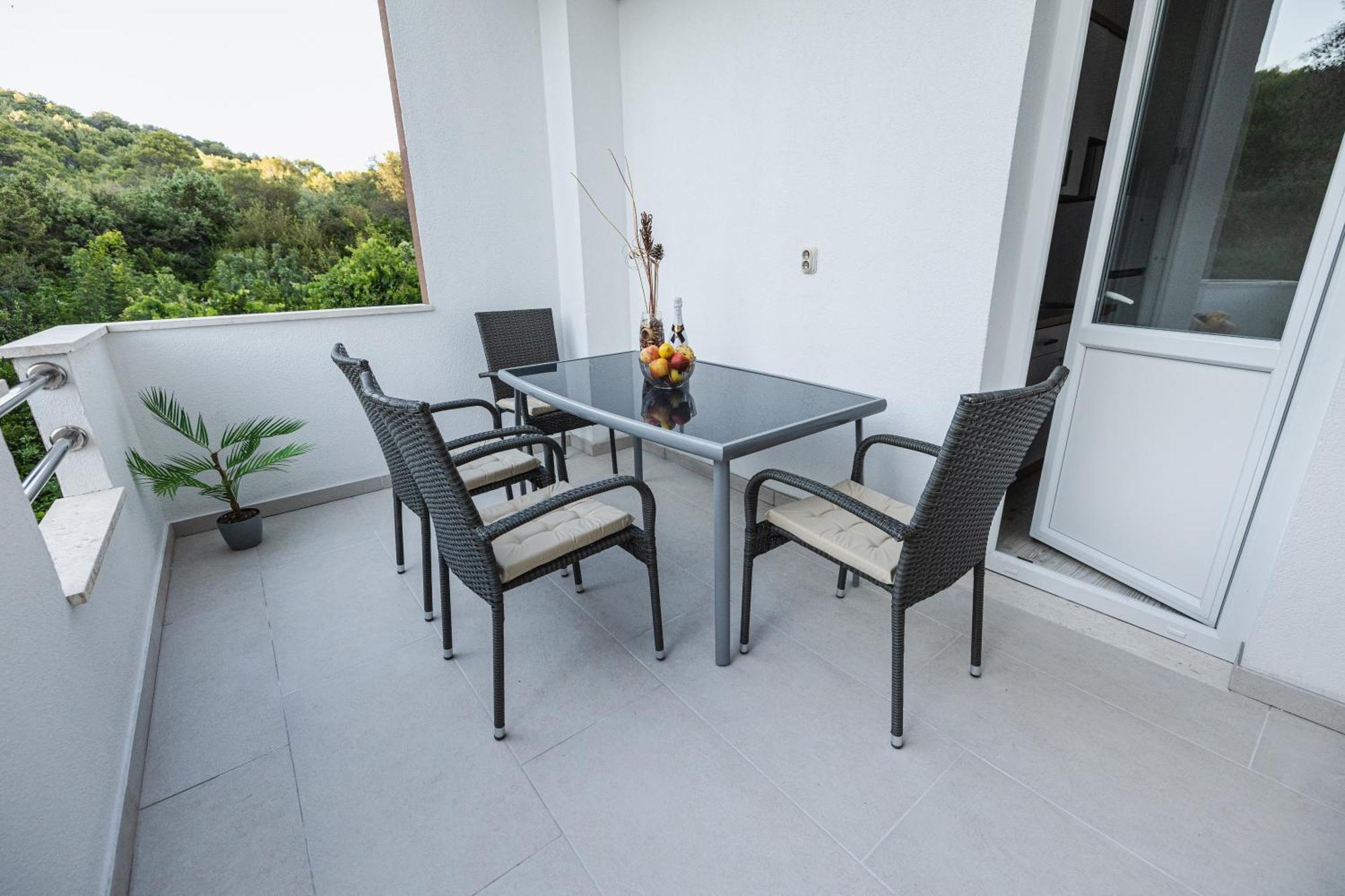 Bruno'S Poolside Apartments - Near Beach Trogir Bagian luar foto